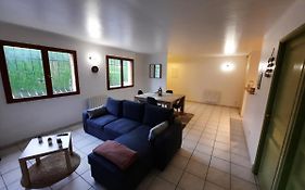 Proche zone industrielle, Wi-fi, Netflix, Tout confort